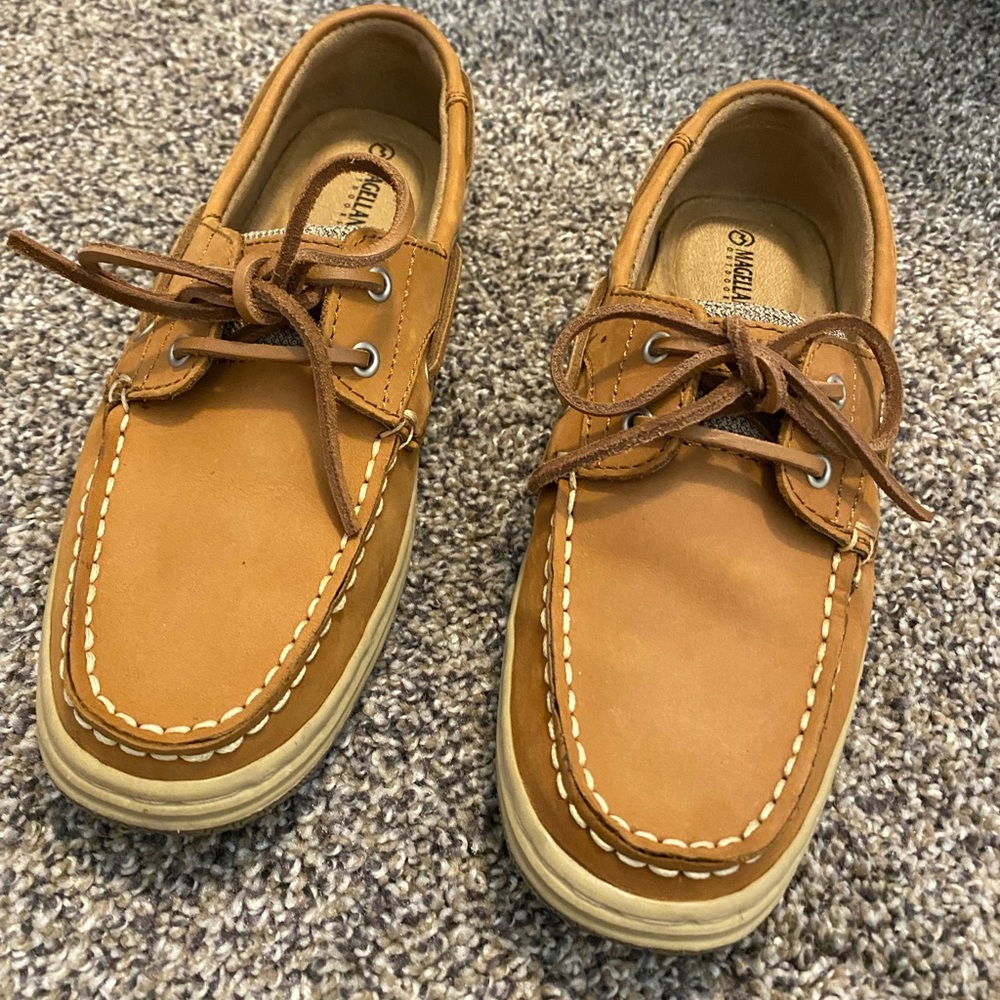 Magellan boat shoes • brown • Size: 7.5